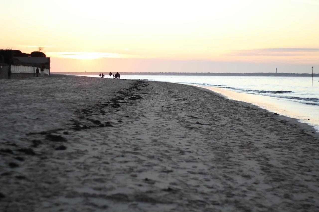 Appartement Arcachon Perreire Premiere Ligne Les Pieds Dans L Eau Vue Magnifique Sur Le Bassin Ngoại thất bức ảnh