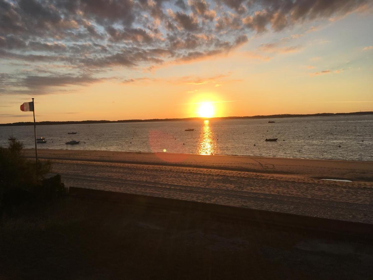 Appartement Arcachon Perreire Premiere Ligne Les Pieds Dans L Eau Vue Magnifique Sur Le Bassin Ngoại thất bức ảnh
